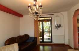 Casa de inchiriat, 200 mp, teren de 560 mp, front 15 mp, zona strazii Plevnei