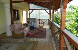 Casa de inchiriat, 200 mp, teren de 560 mp, front 15 mp, zona strazii Plevnei