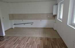 De vanzare apartament 2 camere, 48.65 mp, zona Petrom