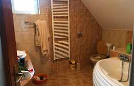 Casa individuala, 280 mp, teren 330 mp, zona linistita de case