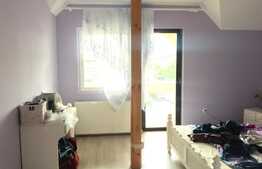 Casa individuala, 280 mp, teren 330 mp, zona linistita de case