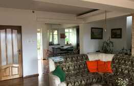 Casa individuala, 280 mp, teren 330 mp, zona linistita de case