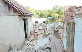 Casa individuala cu 70 mp utili, teren de 200 mp! Zona linistita, de case!