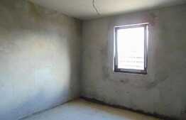 Casa individuala cu 70 mp utili, teren de 200 mp! Zona linistita, de case!