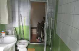 Apartament cu 2 camere, 46 mp, loc de parcare! Zona strazii Florilor!