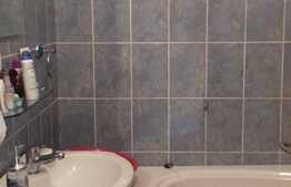 Apartament 3 camere, 78 mp, parcare, boxa, zona 7 Strazi