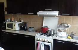 Apartament 3 camere, 78 mp, parcare, boxa, zona 7 Strazi