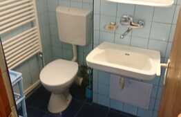 Apartament 3 camere, 66 mp, decomandat, boxa, zona Billa