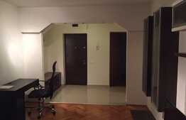 Apartament  3 camere , 70 mp, parcare, zona Iulius Mall