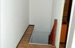 Vanzare 3 camere, 58 mp cu scara interioara, finisat modern