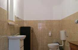 Spatiu birouri Ultracentral,  52 mp, loc de parcare inclus