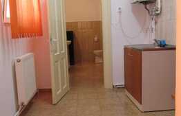 Spatiu birouri Ultracentral,  52 mp, loc de parcare inclus