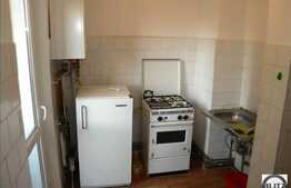 De vanzare apartament 1 camera decomandat, 32 mp, zona Calea Floresti