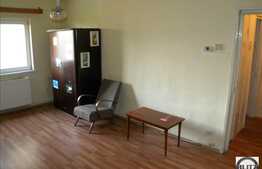 De vanzare apartament 1 camera decomandat, 32 mp, zona Calea Floresti