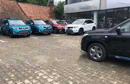 Show room elegant cu parcari