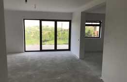 Casa de vanzare 154 mp, teren 1420 mp, front 18 ml, zona primariei din Feleacu