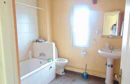 Casa individuala, 180 mp utili, teren de 1800 mp, zona linistita