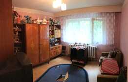 Apartament 3 camere, 70 mp, boxa, zona strazii Dunarii