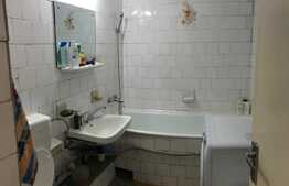 Apartament 3 camere, 70 mp, boxa, zona strazii Dunarii