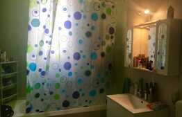 Vanzare 2 camere, 58 mp, loc de parcare! Zona strazii Tineretului!