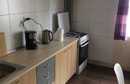 Apartament 2 camere, decomandat, 60 mp, balcon, zona strazii Bucuresti