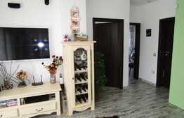 Apartament 3 camere, 70 mp, 2 garaje, zona Iulius Mall