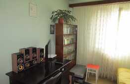 4 camere, 78.45 mp, decomandat, boxa, zona strazii Ciucas