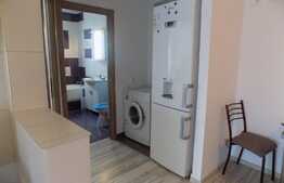 Apartament 2 camere, 50 mp, decomandat, zona strazii Eroilor!