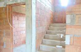 Duplex de vanzare 140 mp, teren 245 mp, front 12.5 ml, zona linistita