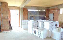 Duplex de vanzare 140 mp, teren 245 mp, front 12.5 ml, zona linistita