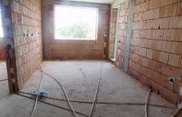 Apartament 3 camere, 54 mp, semifinisat, loc de parcare, zona Pensiunii ''Il Milanese''!