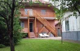 Casa de vanzare si cabana, 268 mp utili, cu teren 840 mp, front 15 ml, zona linistita