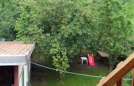 Casa de vanzare si cabana, 268 mp utili, cu teren 840 mp, front 15 ml, zona linistita