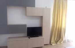 Apartament 2 camere, 58 mp, prima inchiriere, loc de parcare, zona strazii Florilor!