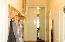 Apartament 3 camere, 108 mp aproape de Piata Mihai Viteazul