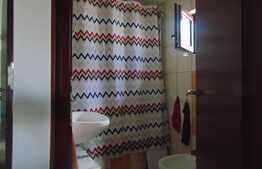 Casa de vanzare 97 mp, teren 115 mp, front 8 ml, zona Farmec