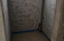 Casa insiruita, 92 mp, teren 150 mp, front stradal 8 ml, zona linistita