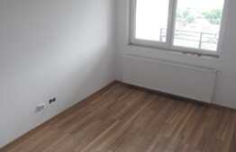 Apartament 3 camere, 76 mp, garaj, zona Primariei