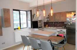 Apartament 2 camere, 65 mp, garaj, zona strazii Carmen Silva