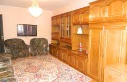 Apartament 3 camere, decomandat, 65 mp, parcare, zona Aurel Vlaicu