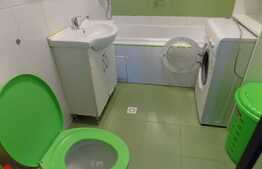 Apartament 3 camere, 60 mp, loc de parcare cu CF, zona Terra!