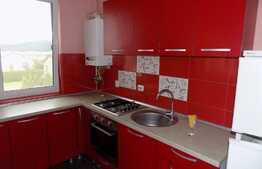 Apartament 3 camere, 60 mp, loc de parcare cu CF, zona Terra!