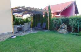 Duplex de vanzare, 330 mp, teren 500 mp, zona strazii Oasului