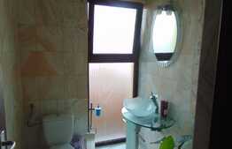 Duplex de vanzare, 330 mp, teren 500 mp, zona strazii Oasului