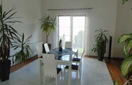 Duplex de vanzare, 330 mp, teren 500 mp, zona strazii Oasului