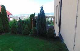 Duplex de vanzare, 330 mp, teren 500 mp, zona strazii Oasului