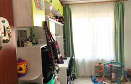 De vanzare 3 camere, 65 mp, 2 locuri de parcare! Zona strazii Florilor!