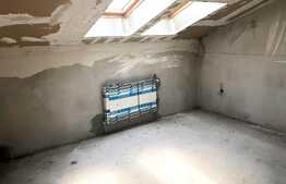 De vanzare apartament cu 2 camere, 50 mp, zona strazii Florilor!