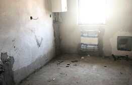 De vanzare apartament cu 2 camere, 50 mp, zona strazii Florilor!