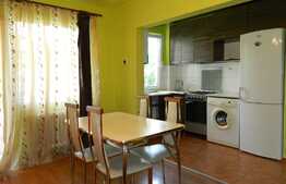 Apartament 3 camere, 52 mp, A.C. balcon, zona strazii Fantanele
